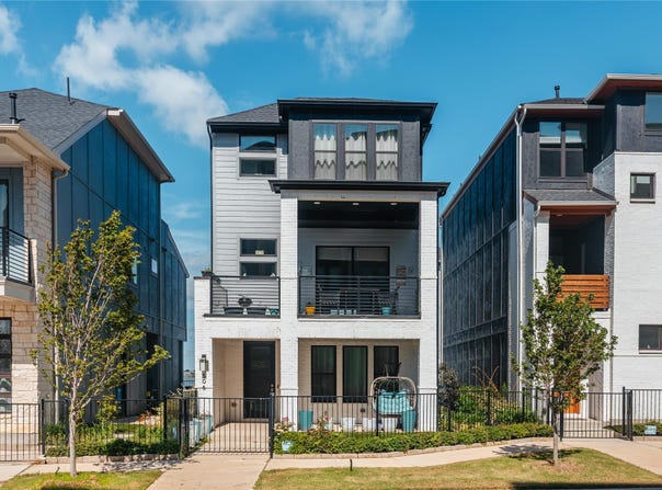 506 Winners Circle, Rowlett, TX 75088