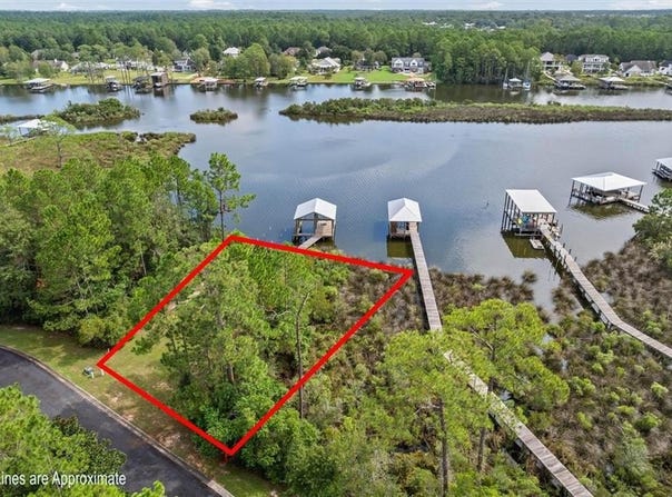 3908 Aqua Lane, Foley, AL 36535