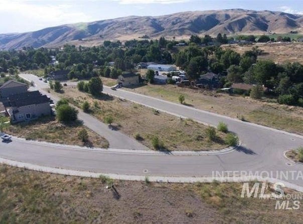 Dovetail Way, Horseshoe Bend, ID 83629