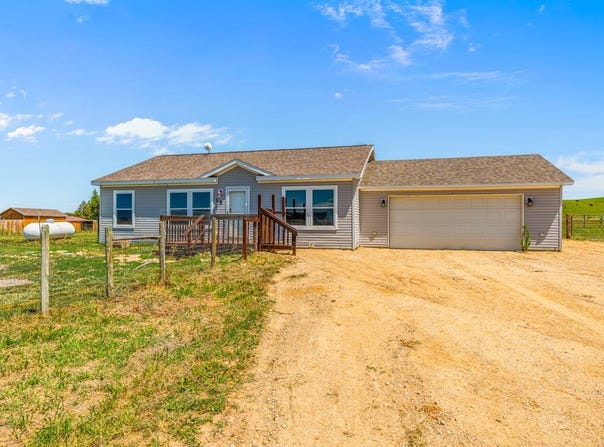 15 Laptop Loop, Roberts, MT 59070