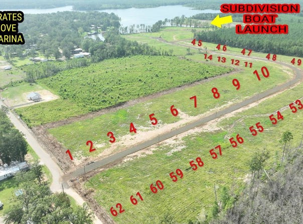 1 PIRATES BEND SUBD, Florien, LA 71429