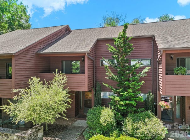 36 Meadows Lane, Maggie Valley, NC 28751