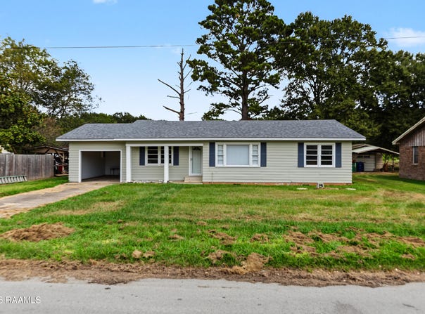 160 Queens Row, Crowley, LA 70526