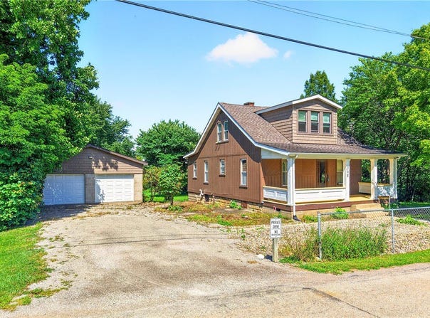 308 Ridge Road, Centerville, PA 15417