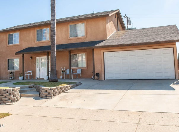 2884 Gardner Street, Simi Valley, CA 93065