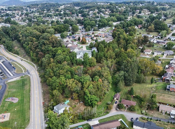 Johnson Avenue, Bridgeport, WV 26330