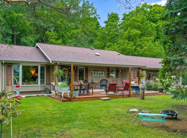E2870 3RD Street, CASCO, WI 54205-9437