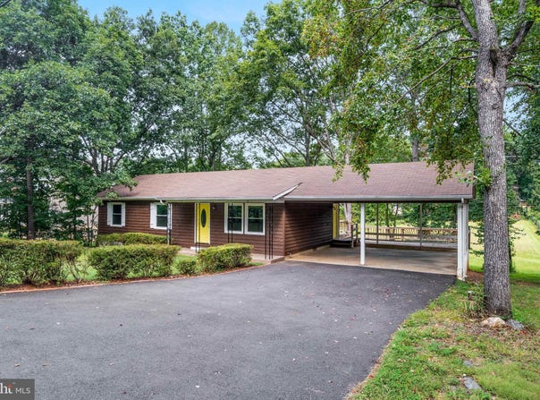 5844 ANTHONY Drive, WOODBRIDGE, VA 22193