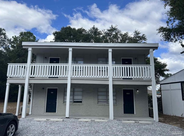 6630 Applegate St, Milton, FL 32570