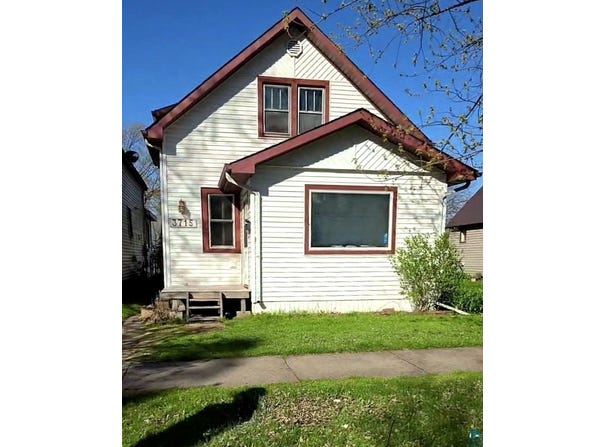 3715 E 3rd St, Superior, WI 54880