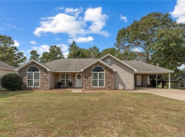 615 LEE ROAD 2087, SALEM, AL 36874