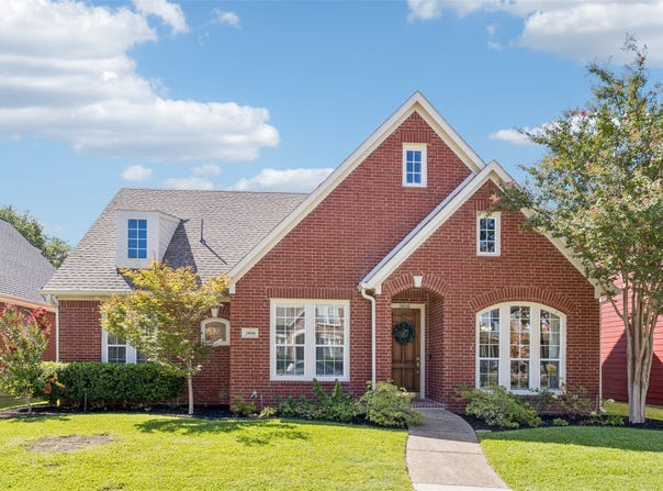 1808 Auburn Drive, Carrollton, TX 75007