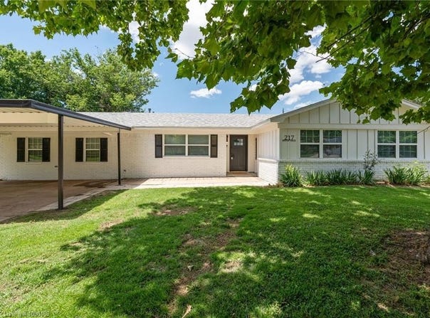 217 Baylor CIR, Fort Smith, AR 72908