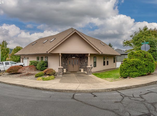 2245 EAGLE Loop, Sutherlin, OR 97479