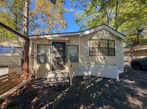 #37 - 17 Old Soco Rd, Whittier, NC 28789