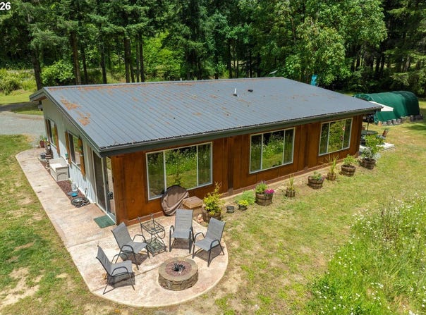 20736 HIGHWAY 42, MyrtlePoint, OR 97458