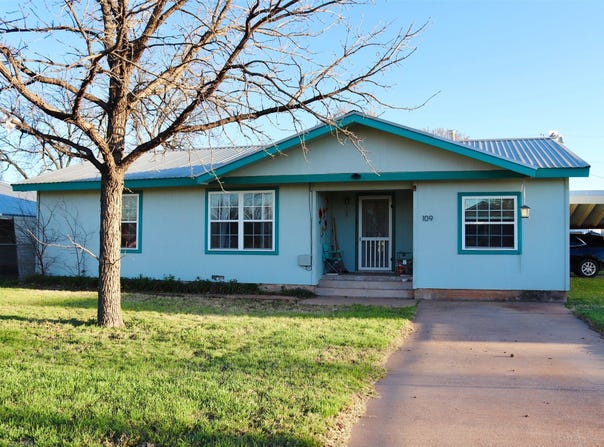 109 Novice Road, Winters, TX 79567