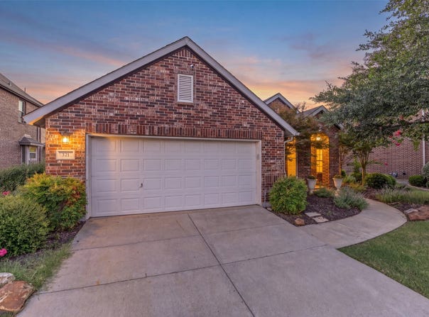 321 Deaton Drive, Fate, TX 75087