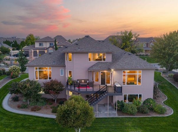 3902 W 43rd Ave, Kennewick, WA 99337