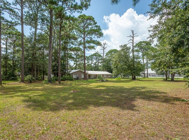 1494 Bluff Rd, Apalachicola, FL 32320