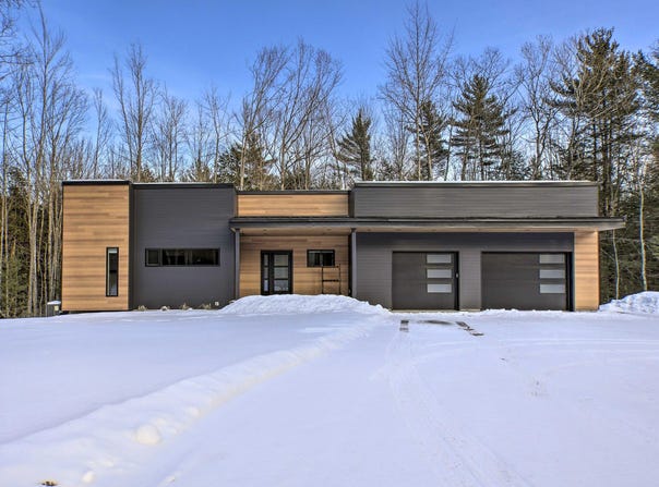 343 Dubonnet Trail, Interlochen, MI 49643