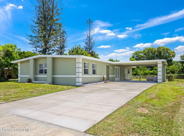 777 James Circle NE, Palm Bay, FL 32905