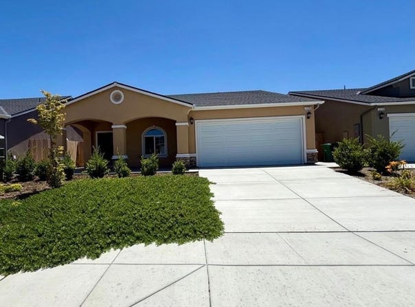 1220 E Orange Street, Avenal, CA 93204