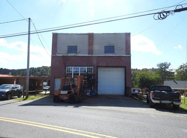 812 E Main Street, Fries, VA 24330