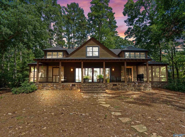 718 Pine Island Circle, Scottsboro, AL 35769