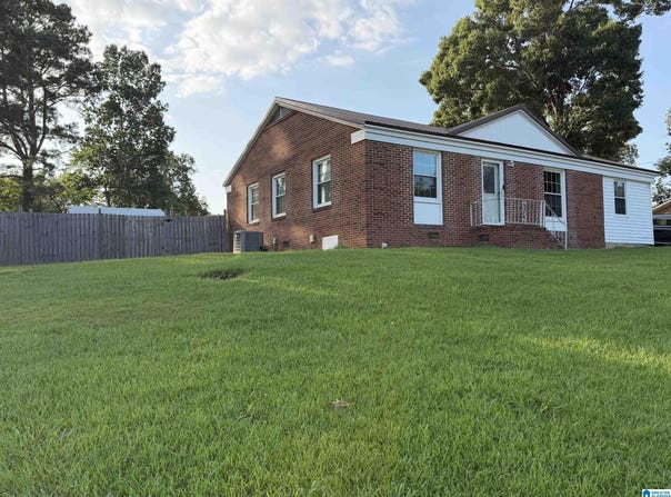 4914 POST OAK ROAD, ANNISTON, AL 36206