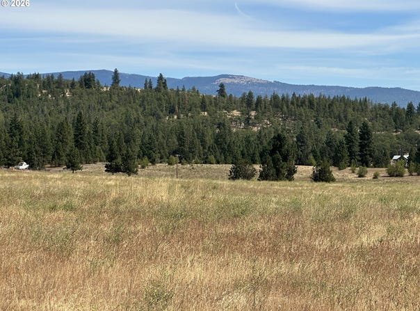 Bronco Way, Goldendale, WA 98620
