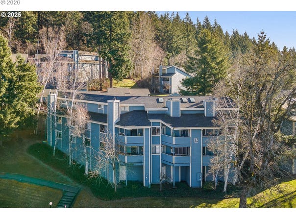 10186 SE TALBERT St, Clackamas, OR 97015