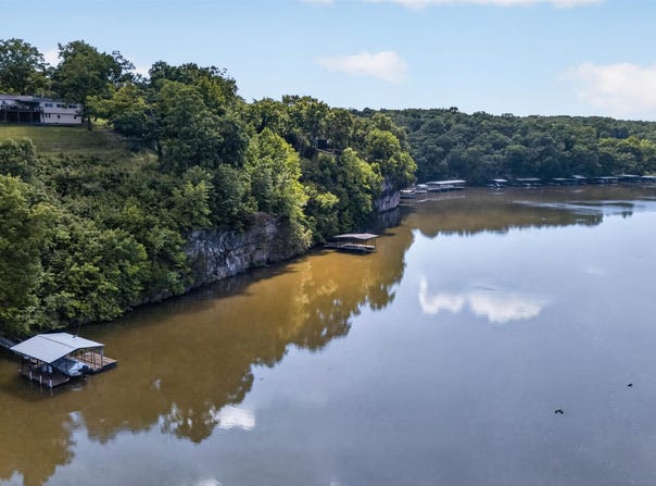 28282 Bluff Road, Warsaw, MO 65355