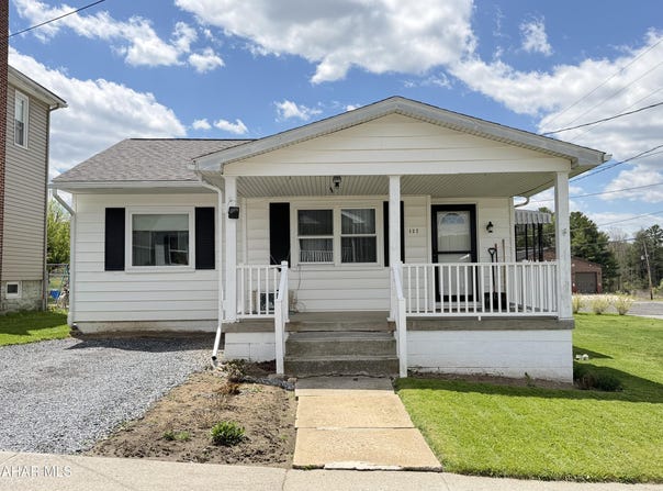 137 Hickory Street, Ashville, PA 16613