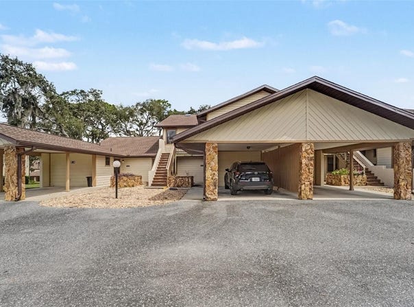 175 E HARTFORD Street, HERNANDO, FL 34442