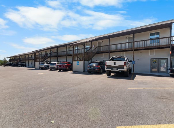 80 Kimberling Crossing Drive, Kimberling City, MO 65686