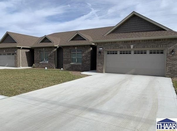 3868 S Anderson Drive, Terre Haute, IN 47803