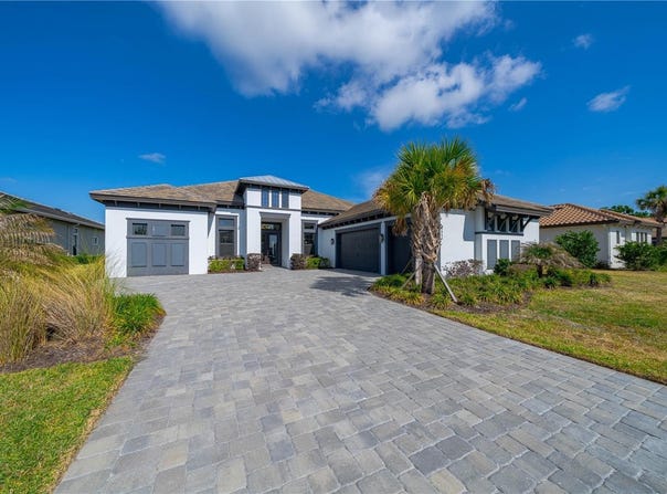 4866 FRECCIA Loop, WESLEY CHAPEL, FL 33543