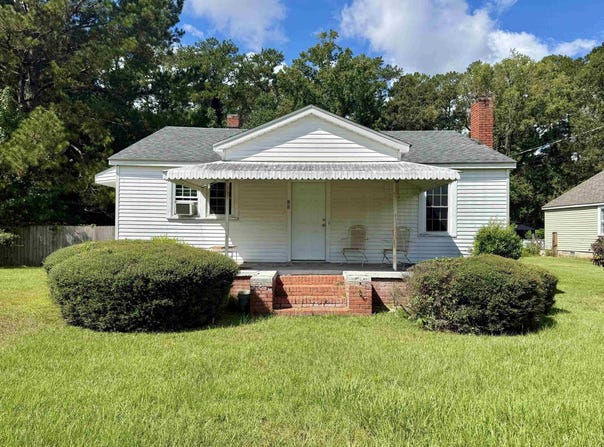 761 Claxton Ave, Elba, AL 36323-1444