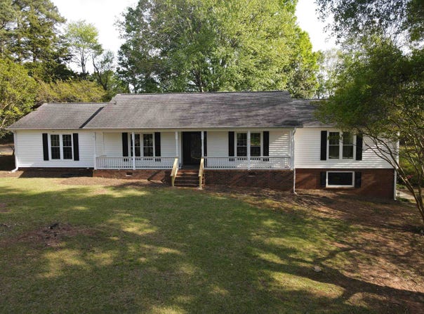 385 Wall Street, Campobello, SC 29322