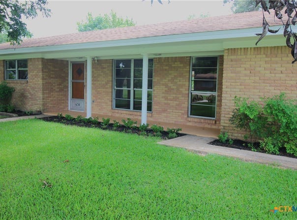 741 W Bell Street, Bartlett, TX 76511