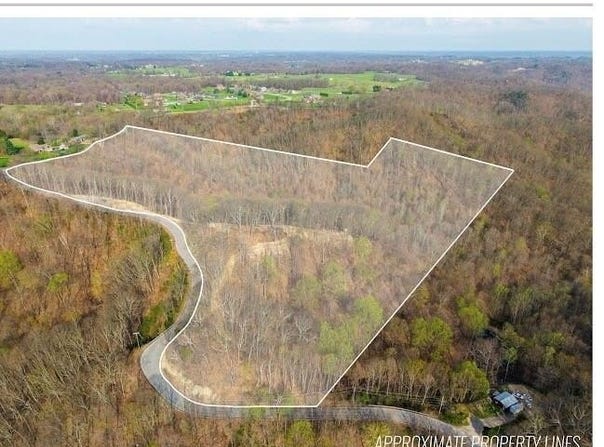 N Skyline Drive, New Albany, IN 47150