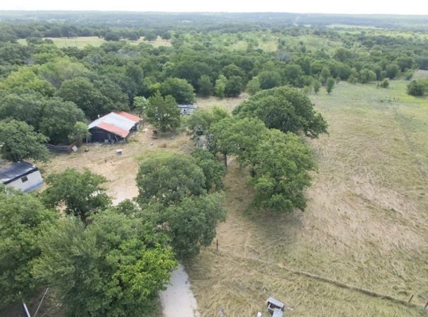 772 County Road 1749, Chico, TX 76431