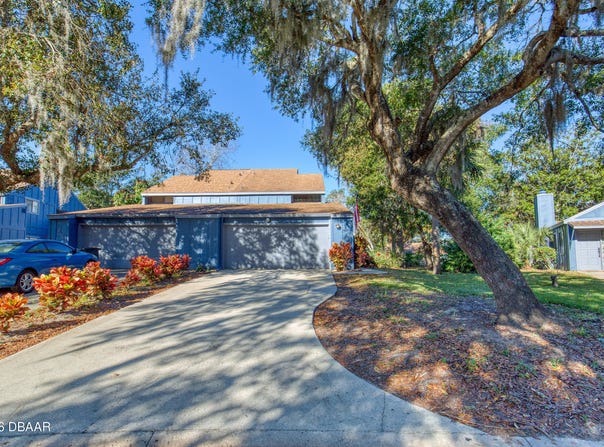 215 Pine Cone Trail, Ormond Beach, FL 32174