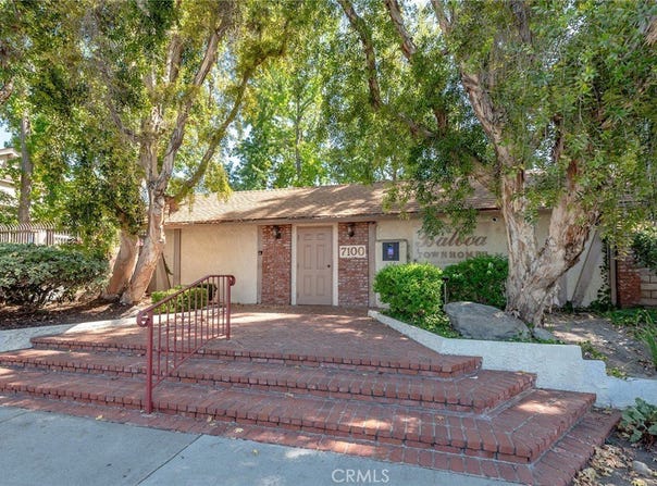 7100 Balboa Boulevard, Lake Balboa, CA 91406