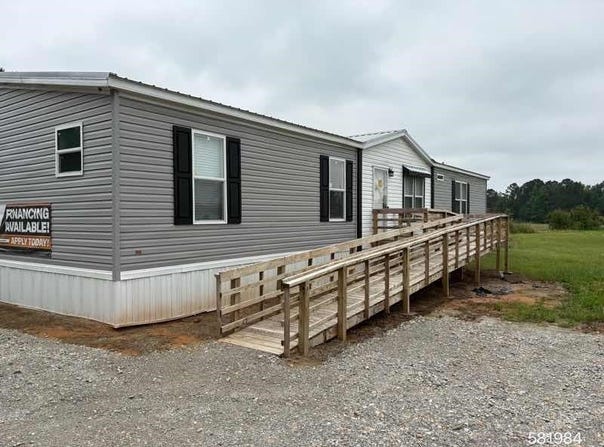 297 County Road 4210, Simms, TX 75574