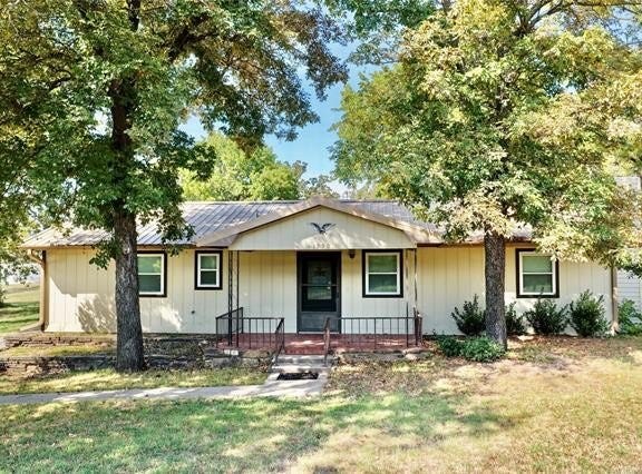 415641 E 1094, Checotah, OK 74426