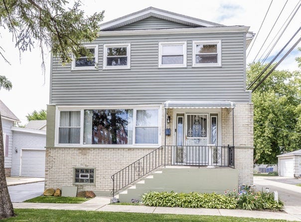 1910 Dewey Avenue, Evanston, IL 60201