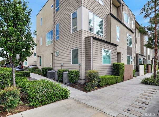 10670 Paramount Boulevard, Downey, CA 90241