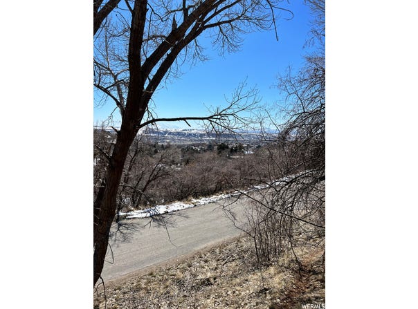 2662 E BONNEVILLE Ter S, Ogden, UT 84403
